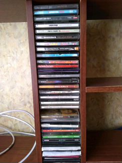 CD диски и с компьютерными играми
