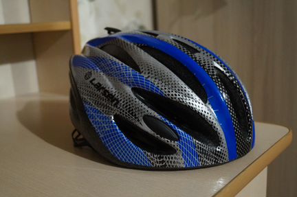 Шлемы велосипедные, 2 штуки
