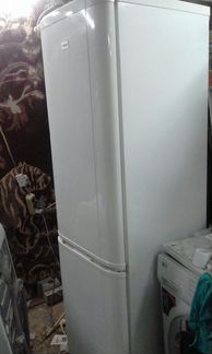 Холодильник Зануси 1,8м