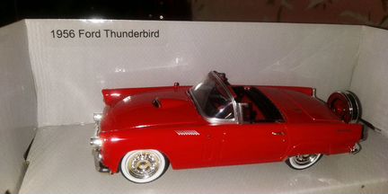 Ford thunderbird 1956