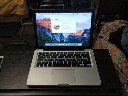 Apple MacBook Pro (i5, 8гб, ssd, intl HD)