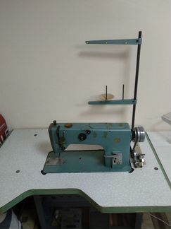 Промышленная швейная машина класс 1022м