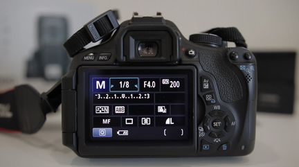 Фотоаппарат Canon 600d + kit 18 - 55 mm