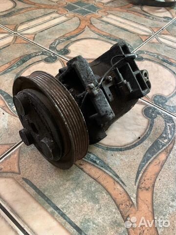 Компрессор кондиционера Nissan Primera P11