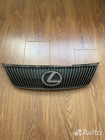 Решетка радиатора Lexus IS 250
