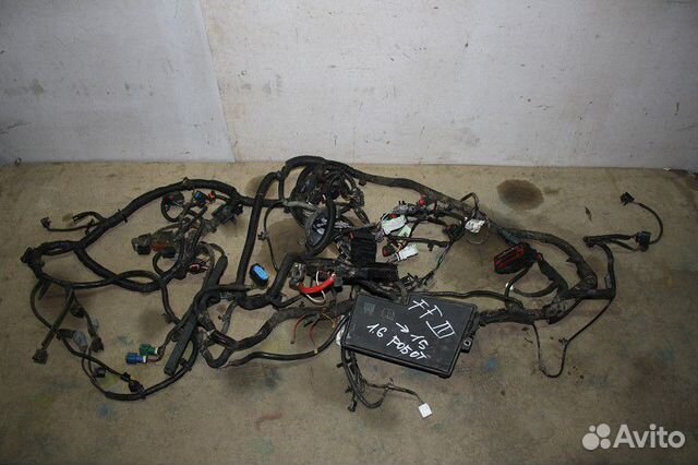 Проводка моторная (коса) ford focus III 2011
