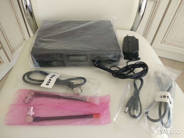 Приемник Audio Technica ATW-R2100a