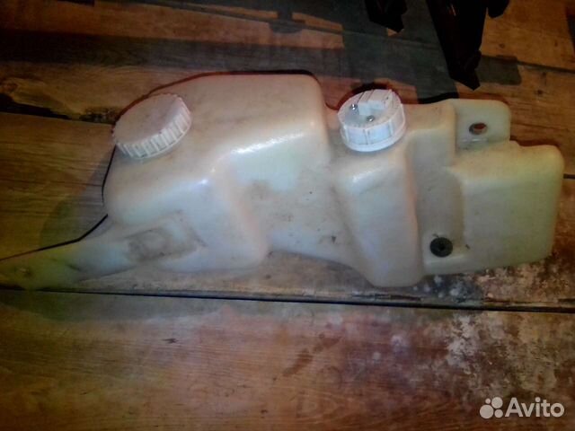 Бачок омывателя ваз2110