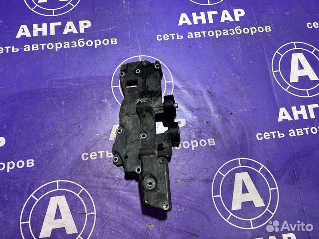 Кронштейн генератора Land Rover Freelander 2