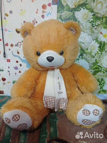 Игрушечный мягкий мишка