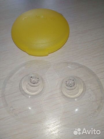 Накладки на грудь medela