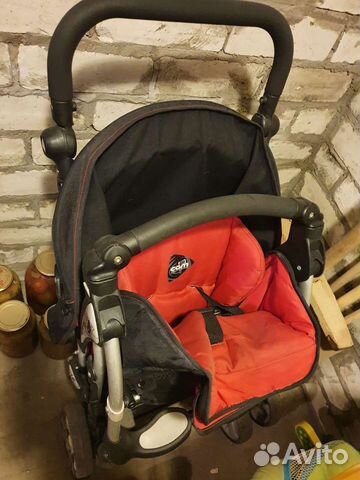 Прогулочная коляска