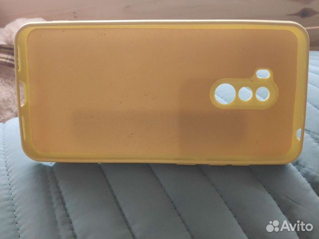 Чехлы на Xiaomi Pocophone F1
