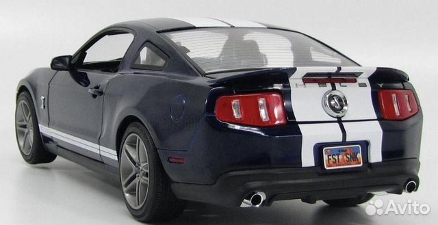 Ford shelby mustang GT500 2010 1/18 Greenlight