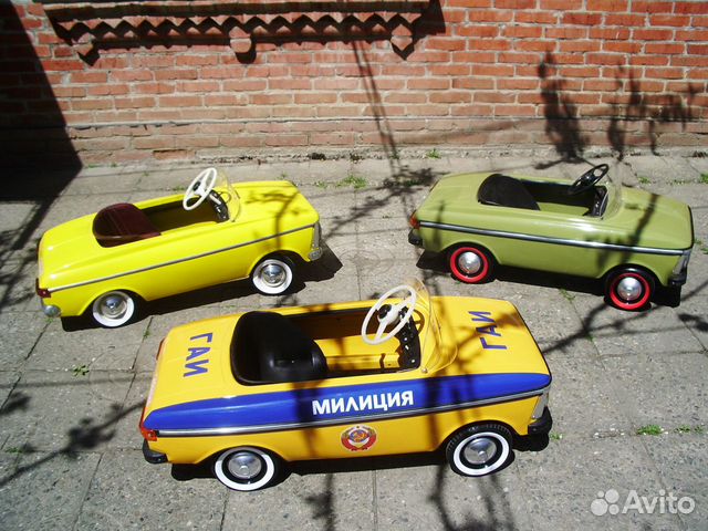 Запасные детали к педальной машинке Москвич