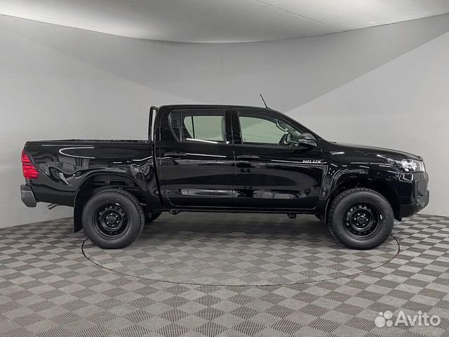 Toyota Hilux 2.4 МТ, 2021