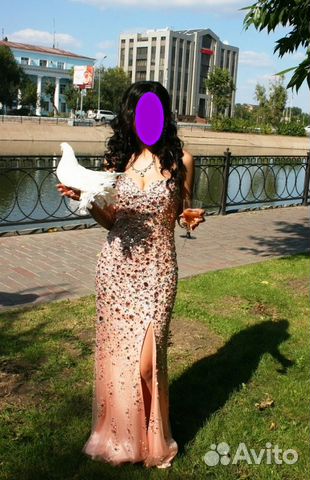 Платье розовое sherri hill с камнями Jovani шикарн