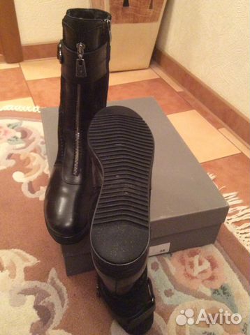 Продаются сапоги с мехом Santini Продаются сапоги с мехом Santini