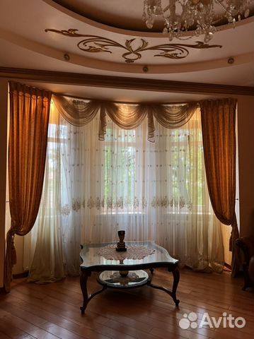 

2-к. квартира, 90 м², 2/5 эт.
