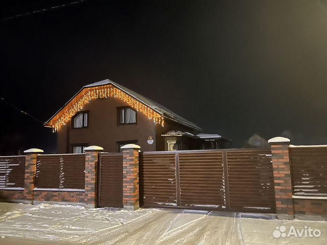 

4-к. коттедж, 200 м²