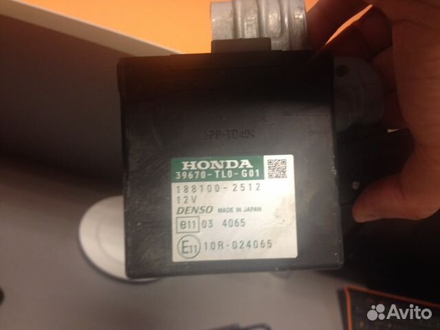 Блок управления парктрониками на Honda Accord 8