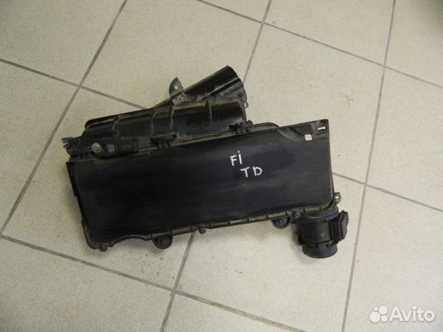 Корпус воздушного фильтра TD Ford Fiesta б/у