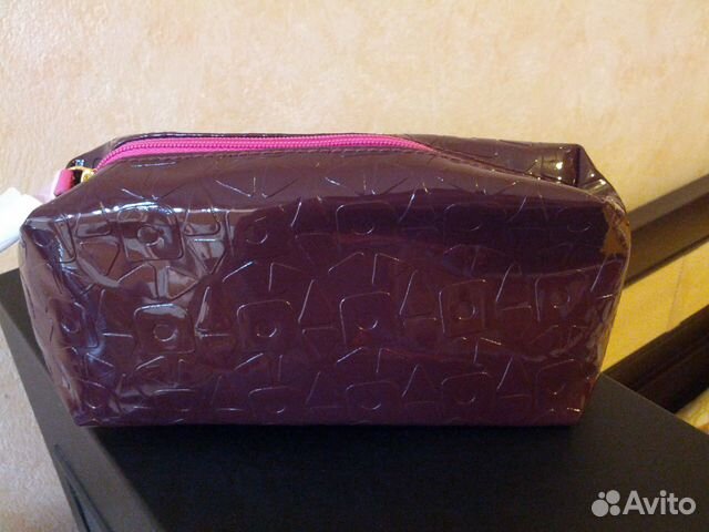 Косметичка фиолетовая