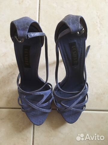 Босоножки Lesilla Босоножки Lesilla