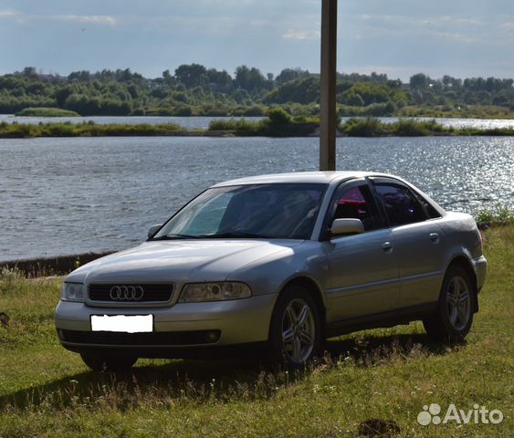 Audi A4 1.6 МТ, 1999, 270 000 км