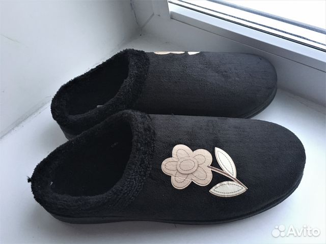 Тапочки тапки новые 40 - 41 р. супер теплые черные Тапочки тапки новые 40 - 41 р. супер теплые черные
