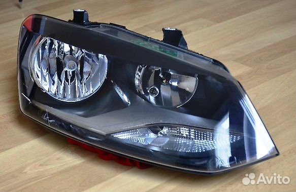 Фара левая правая Поло VW Polo 14-18 в наличии Фара левая правая Поло VW Polo 14-18 в наличии