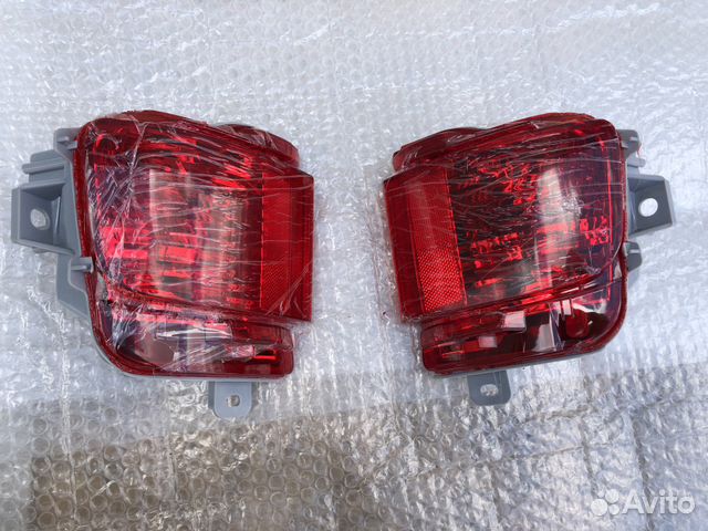 Задняя противотуманка Toyota Land Cruiser 200 Задняя противотуманка Toyota Land Cruiser 200