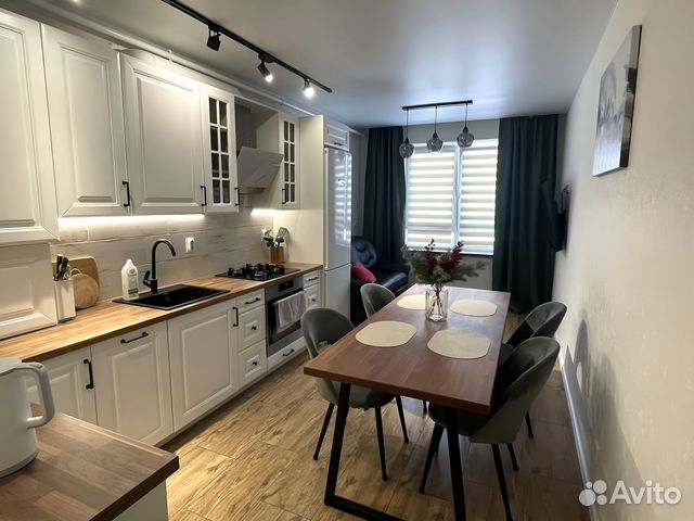 

2-к. квартира, 61 м², 1/3 эт.