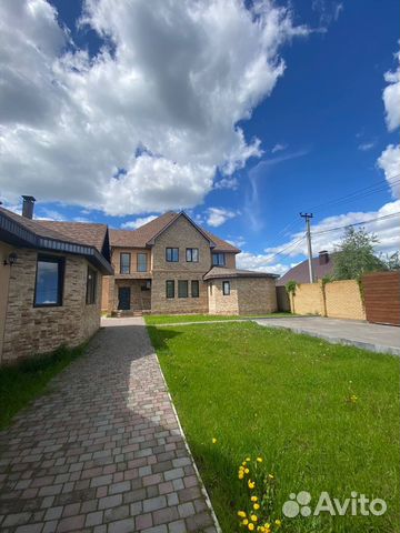 

5-к. коттедж, 300 м²