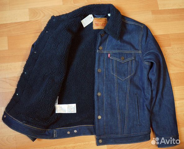 Levis новая джинсовая куртка