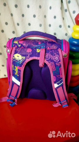 Рюкзак для девочки с ортопедической спинкой