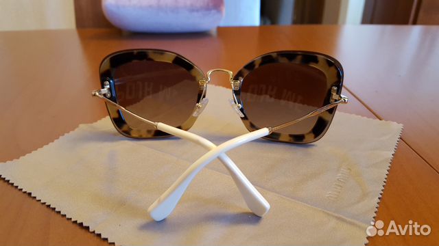 Солнцезащитные очки Miu Miu Италия (оригинал)