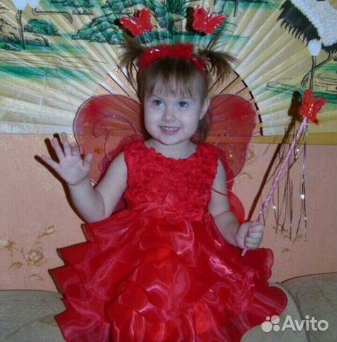 Нарядное праздничное платье для принцессы Нарядное праздничное платье для принцессы