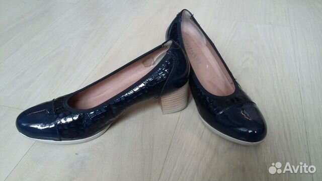 Туфли El tempo лаковые 40 разм Туфли El tempo лаковые 40 разм