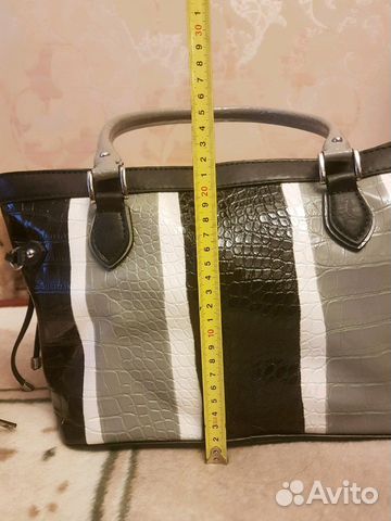 Сумка Guess оригинальная (из США) Сумка Guess оригинальная (из США)