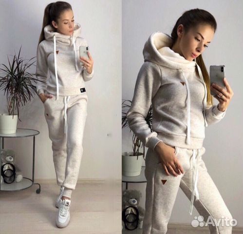 Новый тёплый Костюм спортивный Новый тёплый Костюм спортивный