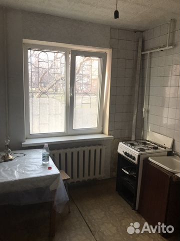 2-к квартира, 52 м², 1/10 эт.