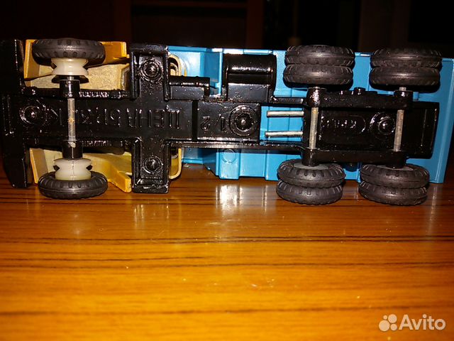Игрушка краз 251