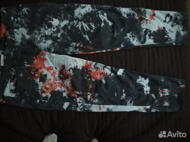 Джинсы