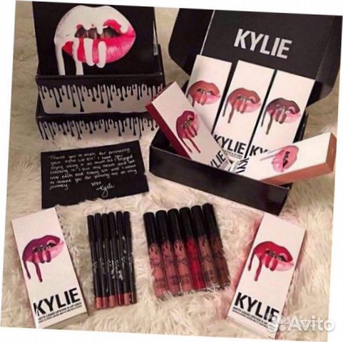 Помада kylie цвет dirty peach + карандаш для губ Помада kylie цвет dirty peach + карандаш для губ