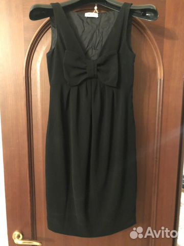 Платье moschino оригинал Платье moschino оригинал