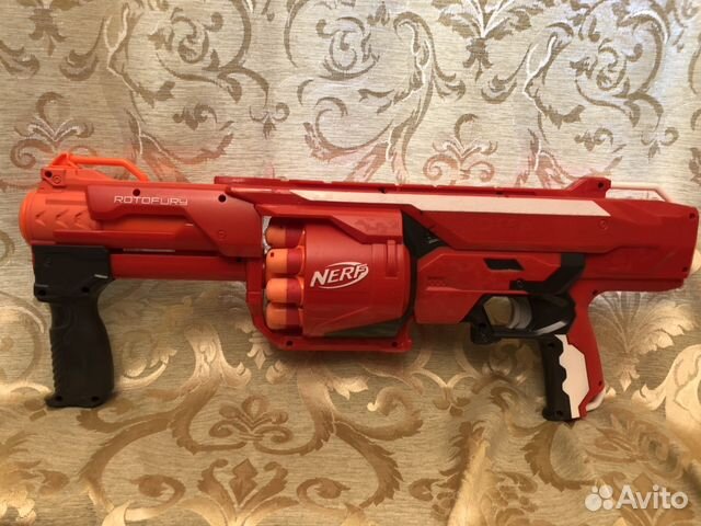 Nerf бластер Mega Rotofury