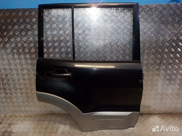 Mitsubishi Pajero 3 Дверь задняя правая 2000-2006 Mitsubishi Pajero 3 Дверь задняя правая 2000-2006