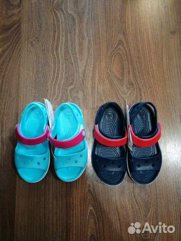 Новые сандали Crocs Новые сандали Crocs