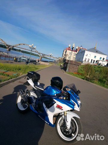 Suzuki GSX-R 750 L1